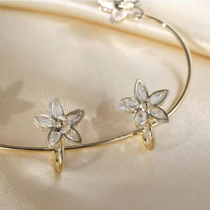 Elegant Flowers Adjustable Clip Earrings