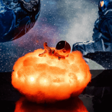 Cute LED Colorful Clouds Astronaut Lamp With Rainbow Effect