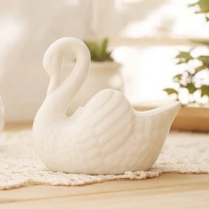 Swan Minimal Ceramic Pot