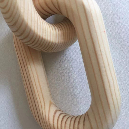 Modern Wooden Chain Link Decor