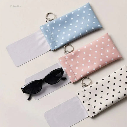 Snap-Close Magnetic Glasses Carry Pouch