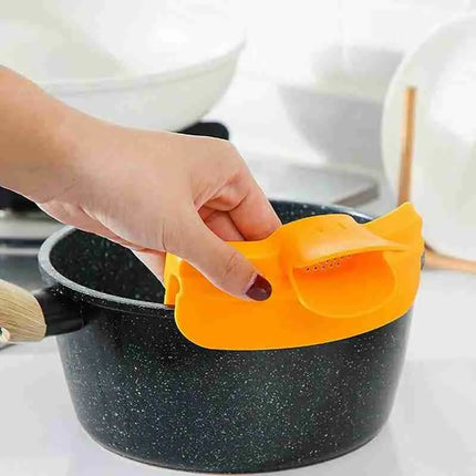 Easy Clean Silicone Soup Pouring Nozzle