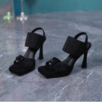Black / 35