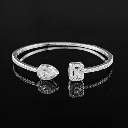 Love Designer Luxury  Butterfly Adjustable Open Bracelet