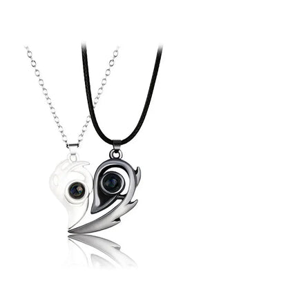 I Love You Magnetic Projection Couple Necklace Set