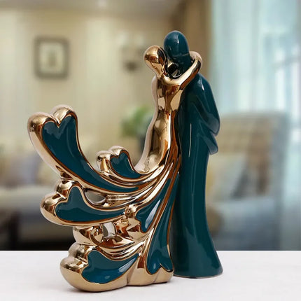 Romantic Couple Figurine Home Decor