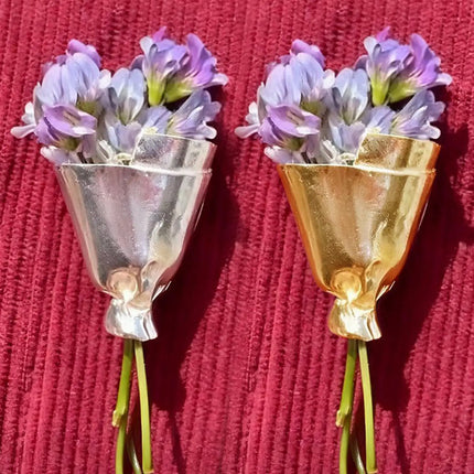 Elegant Flower Holder Brooch Pin