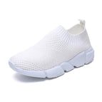 821white / 35