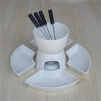 Fondue pot with dish