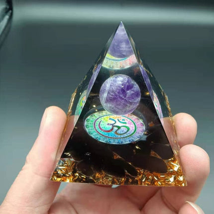 Creative Natural Crystal Universe Energy Pyramid