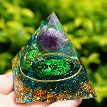 Creative Natural Crystal Universe Energy Pyramid