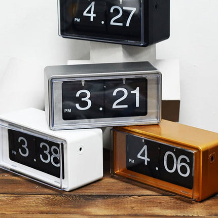 Elegant Retro Auto Flip Desk Clock