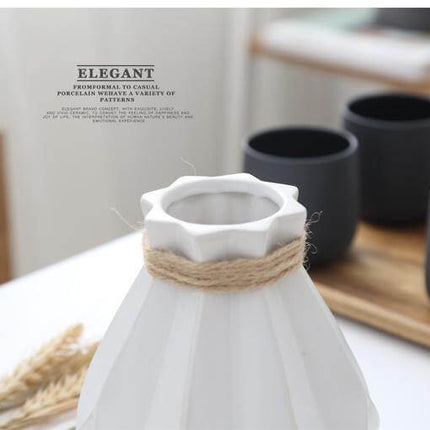 Modern Europe Brief Matt Diamond Porcelain Ceramic Vase