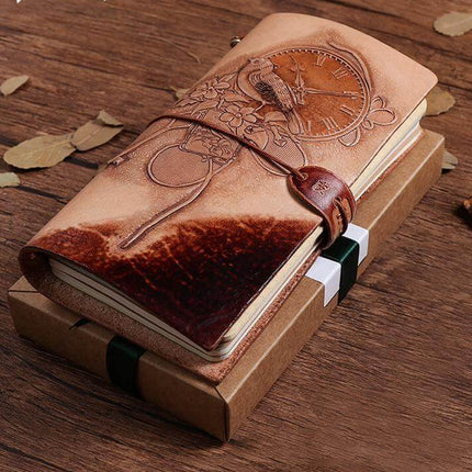 Manual sculpture The clock of birds planner