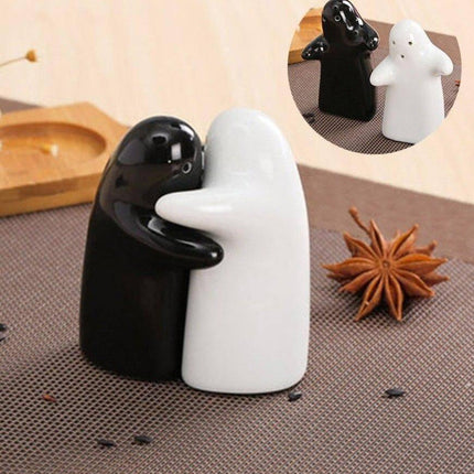 2PCS Love Hug Seasoning Shakers Sets