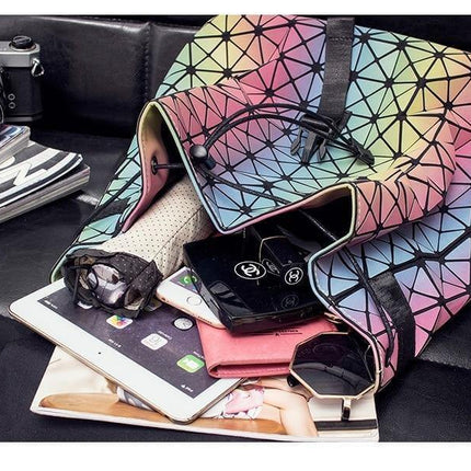 Diamond Lattice Geometric Women Purse