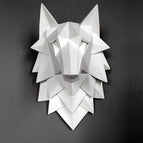 white statue / 35x24x20cm
